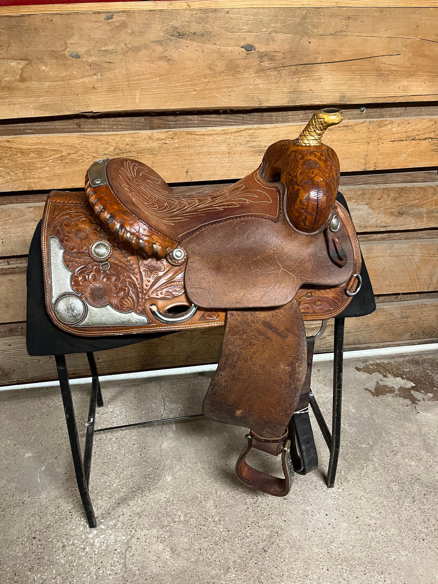 R.E. Donato Custom Western Saddle (San Angelo, TX) ISUSED794
