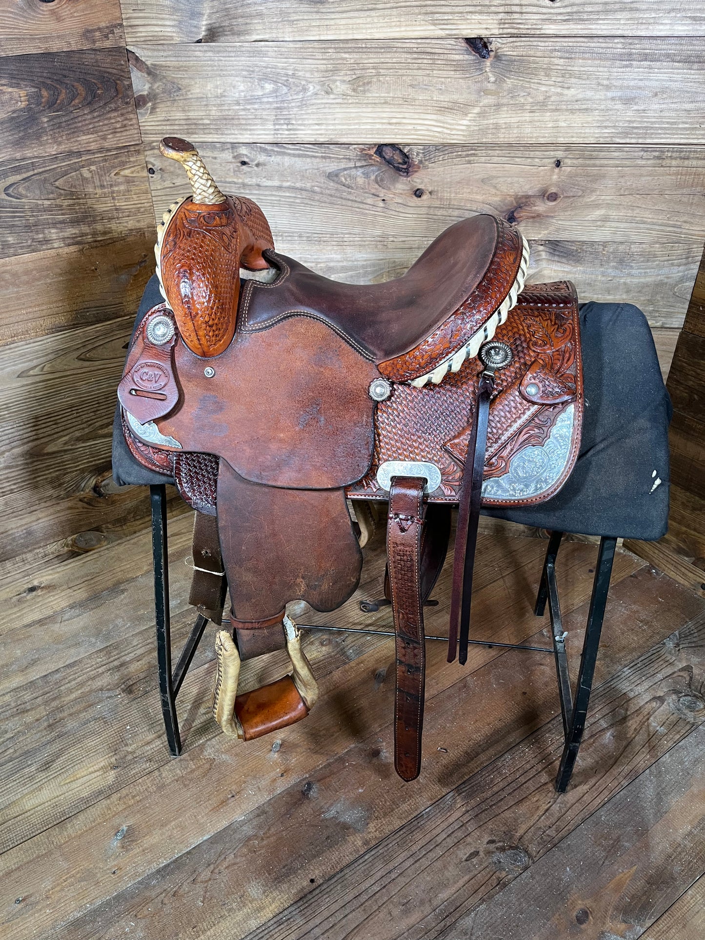 C&V Barrel Saddle ISUSED1091